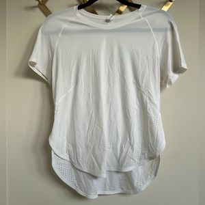 Lululemon Women's White Short Sleeve Dry Fit Workout Top, Size 6